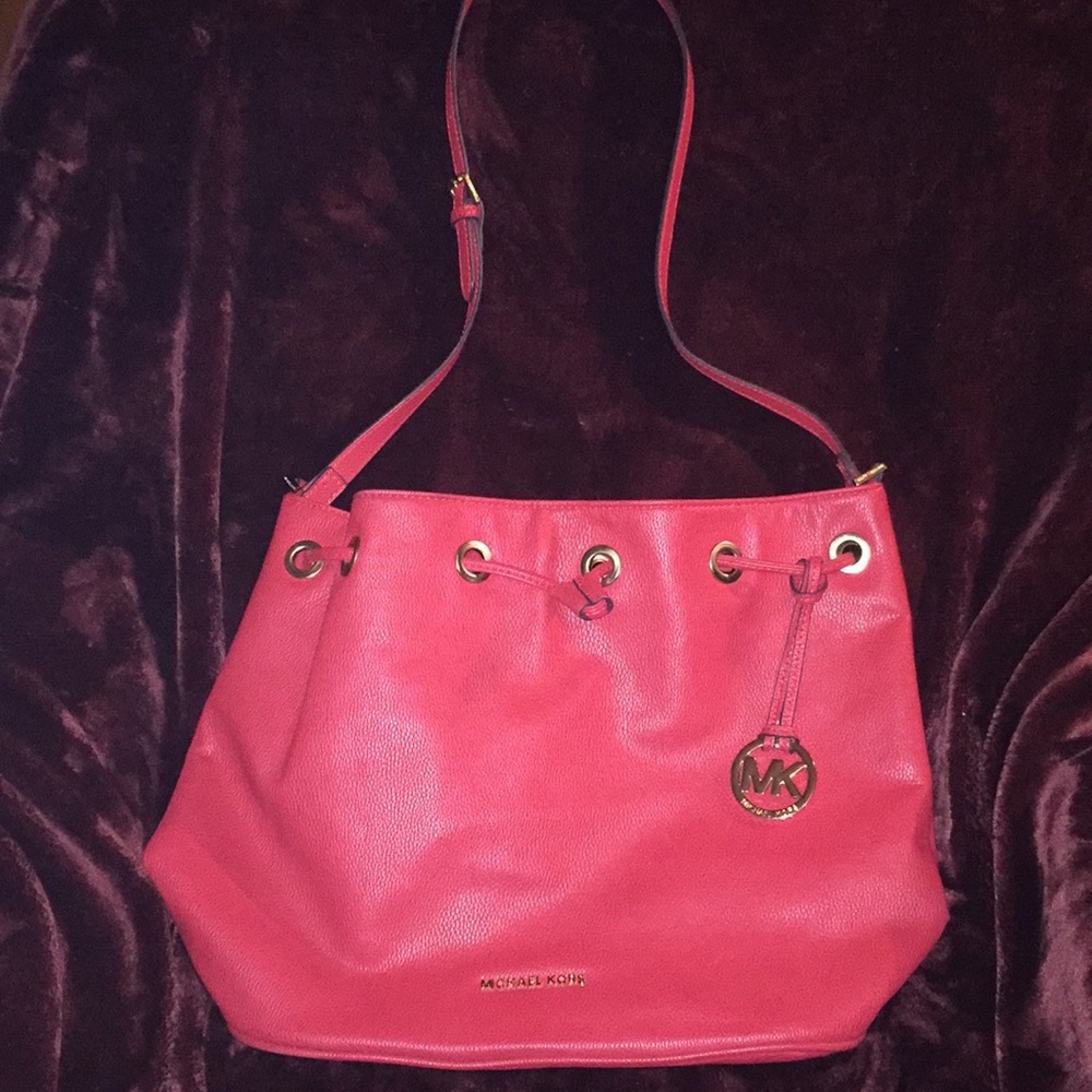 **SOLD**Michael Kors Pink Shoulder Purse